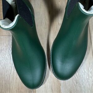 Khombu Dark Green Women's Rain Boots Ankle Height with Soft Lining in Ivory